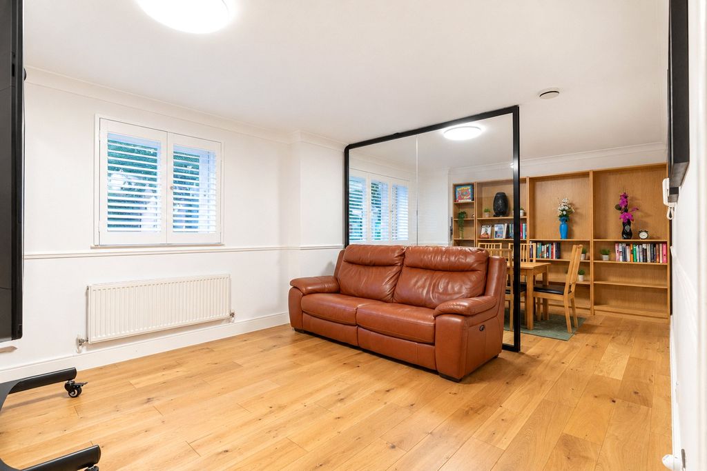 Property photo 1 of 26 Picture No. 20