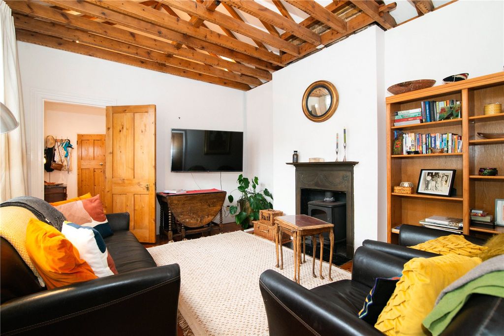 Property photo 1 of 12 Picture No. 04