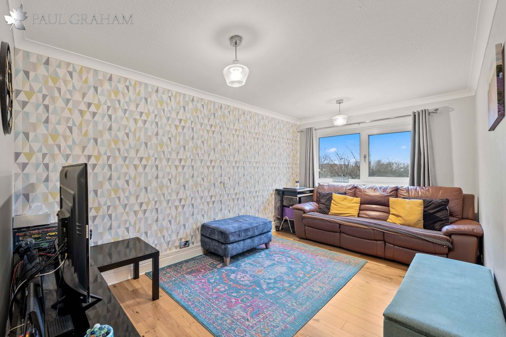 Property photo 2 of 13 Dsc03657