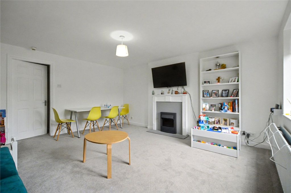 Property photo 2 of 10 Picture No. 08