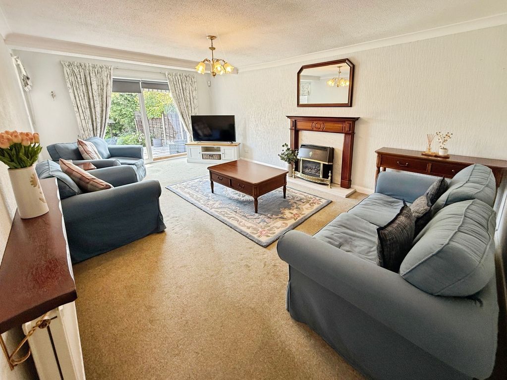 Property photo 2 of 24 Living Room