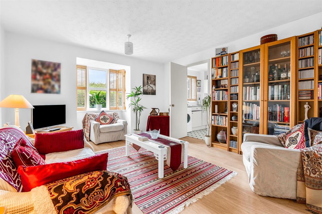 Property photo 2 of 12 Internal-7.Jpg