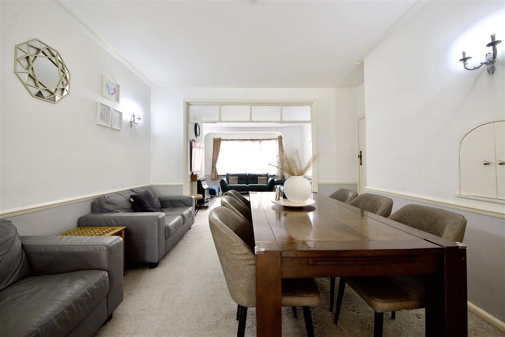 Property photo 3 of 21 Img_4855.Jpeg