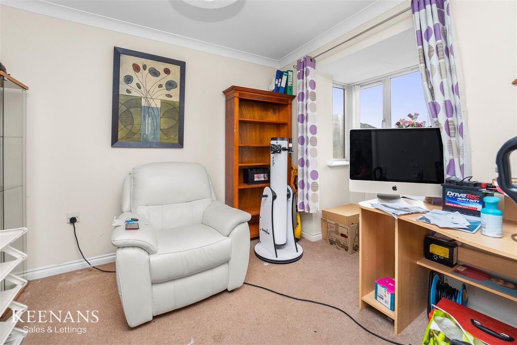 Property photo 3 of 32 3.Jpg