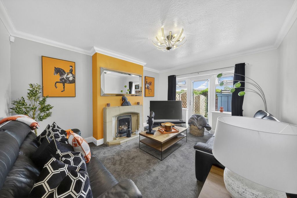 Property photo 2 of 29