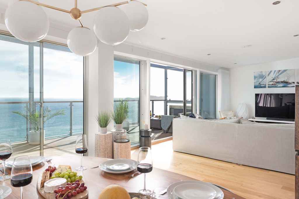 Additional image 11 of 2 bed flat for saleSea Road, Carlyon Bay, St. Austell, Cornwall PL25