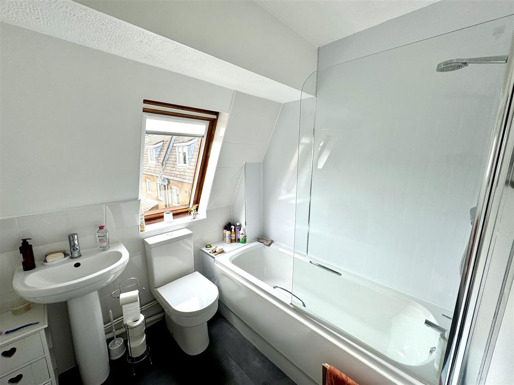 Additional image 7 of 2 bed flat for saleDell View, Chepstow NP16