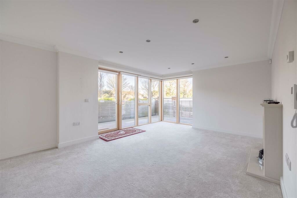 Property photo 2 of 16 Photo 15