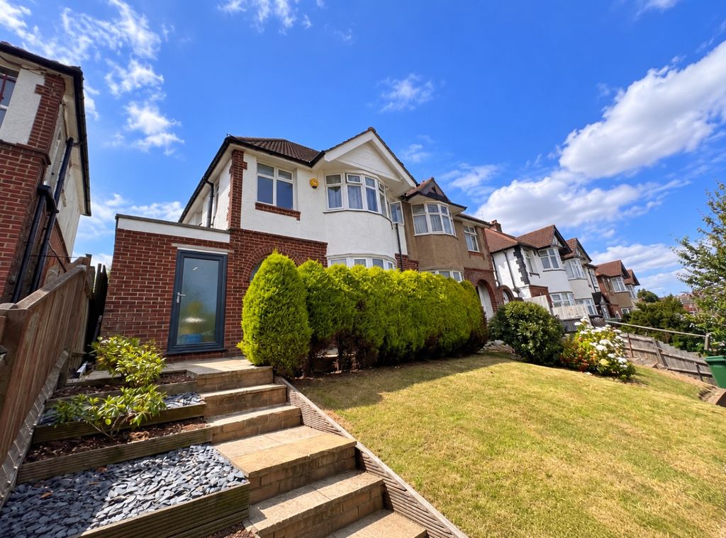 Property photo 1 of 11 2535311