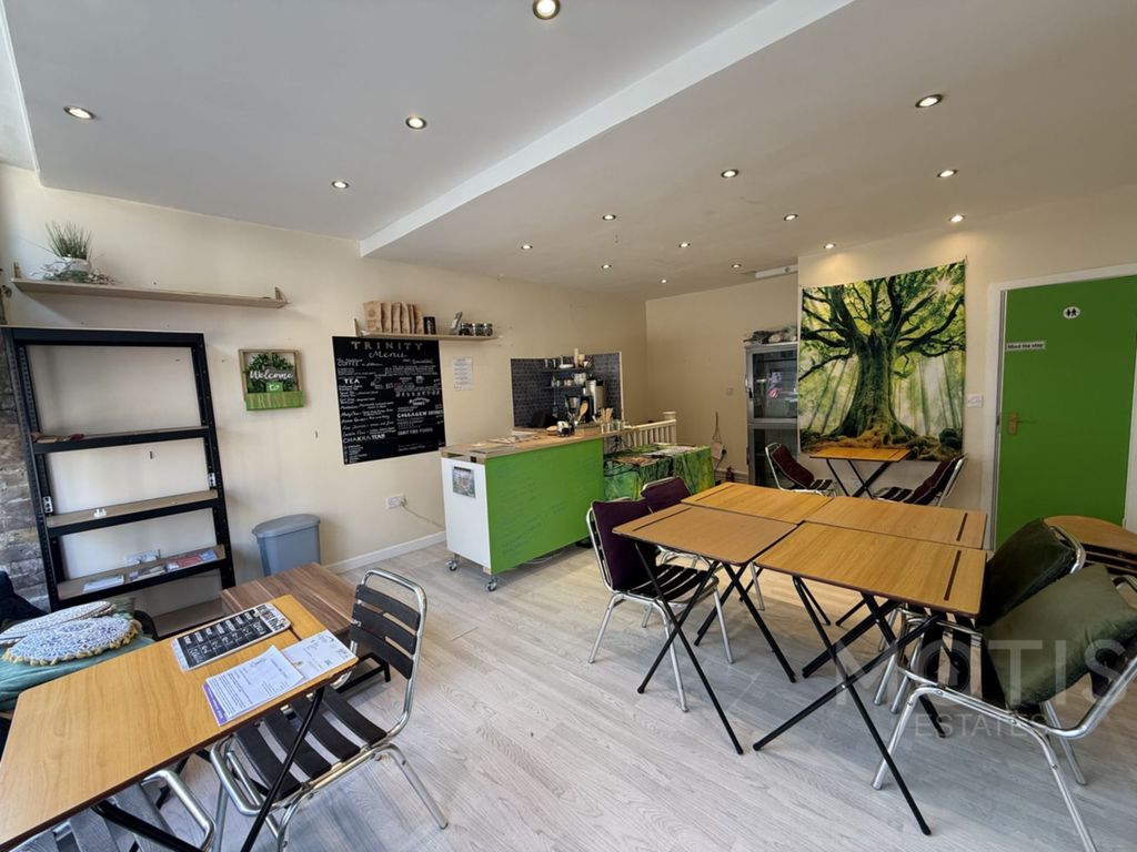 Property photo 2 of 6 Photo 3