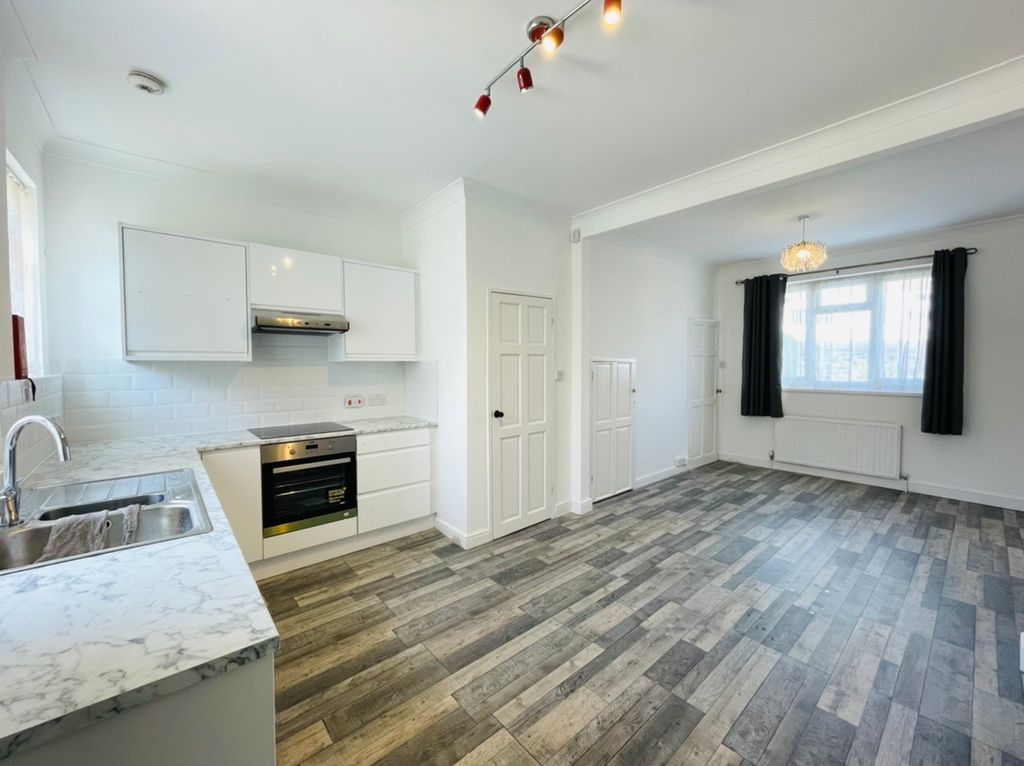 Property photo 2 of 10 Open Plan Living Room