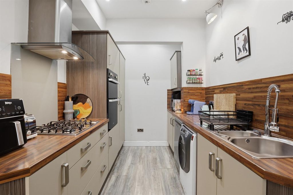Additional image 9 of 2 bed flat for saleBrisbane Street, Greenock PA16