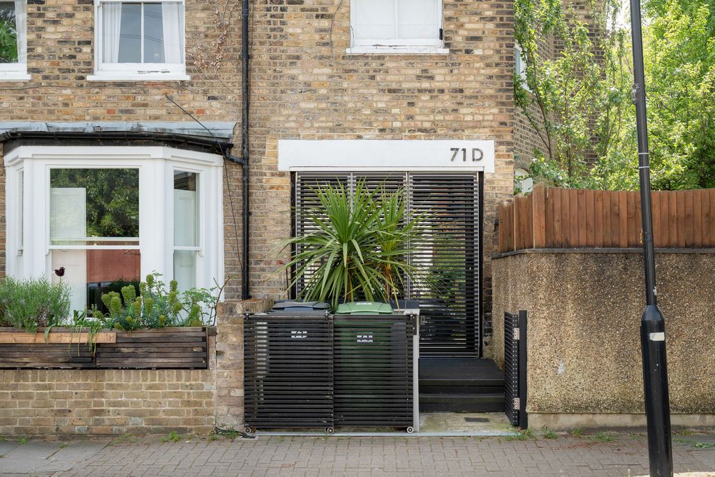 Property photo 2 of 17 281796 - Elwood Street, London N5 - High Res - Npp06256.Jpg