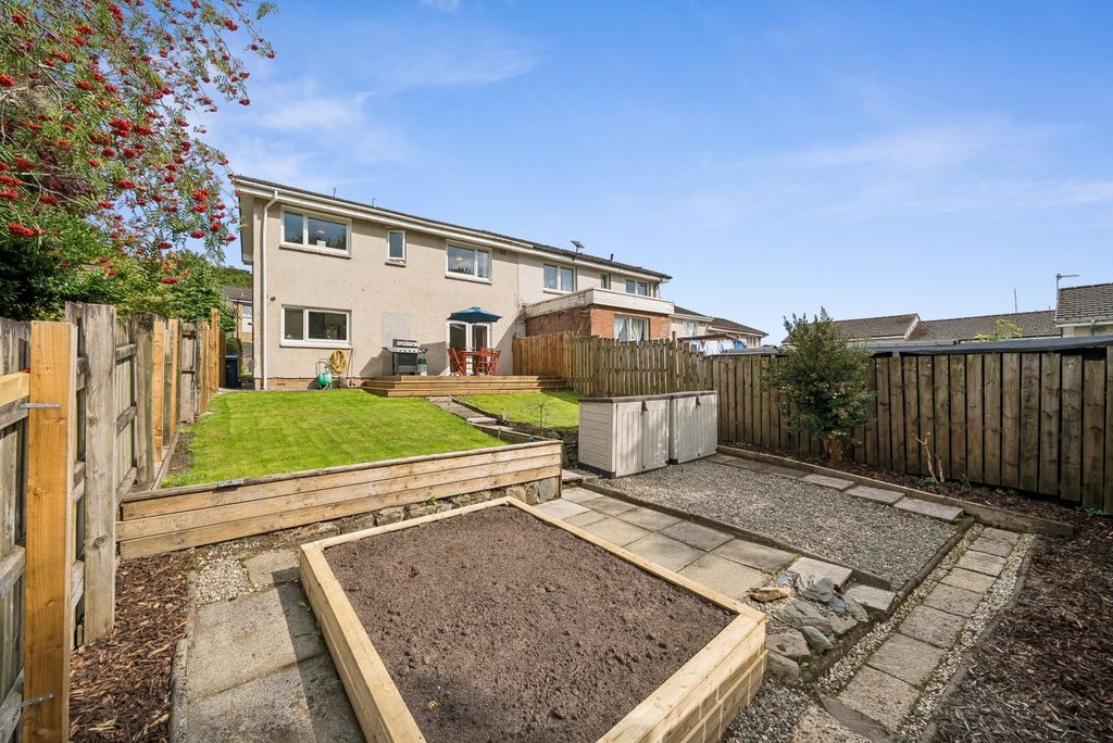 Property photo 3 of 30 Picture No. 06