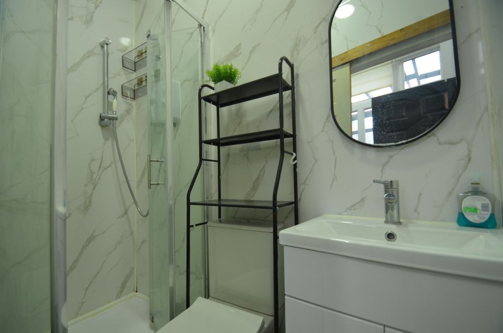 Property photo 3 of 6 Dsc_0117