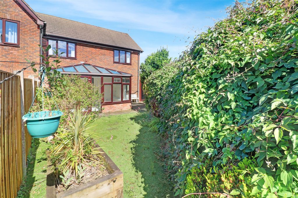 Property photo 1 of 17 Picture No. 23