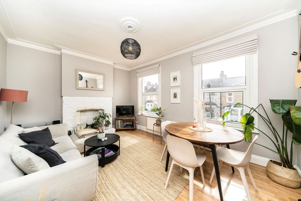 Property photo 2 of 5