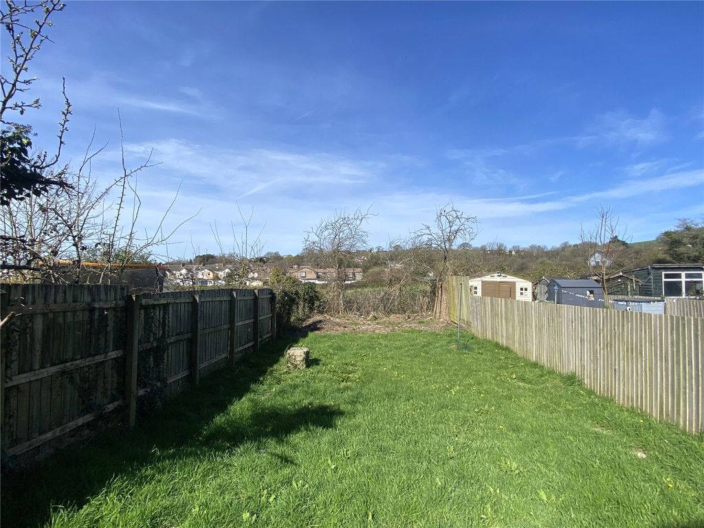 Property photo 2 of 15 Picture No. 43