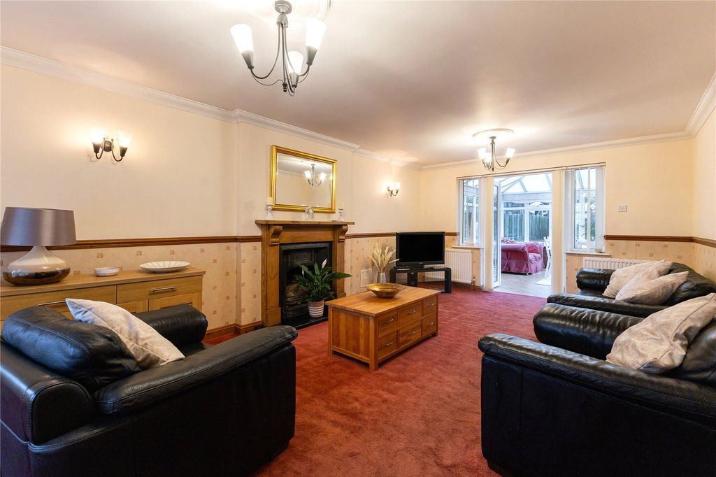 Property photo 2 of 21 Picture No. 06