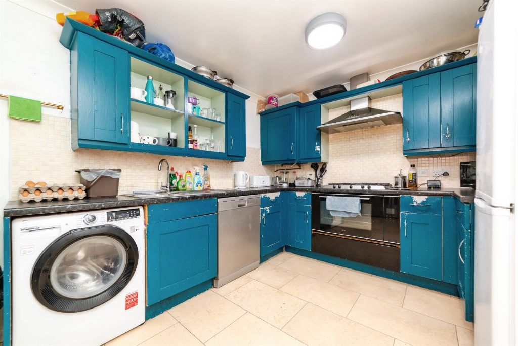 Property photo 2 of 16