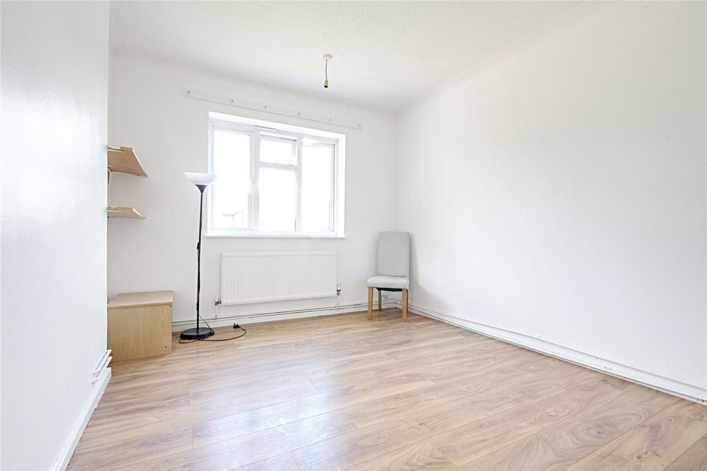 Property photo 3 of 8 Picture No. 07