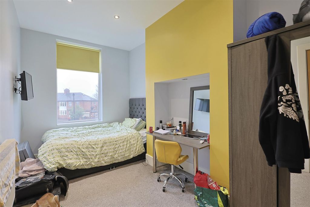 Property photo 3 of 12 D6D2Bff4-090A-4Dec-995F-E08C6648Bced_1_201_A.Jpeg