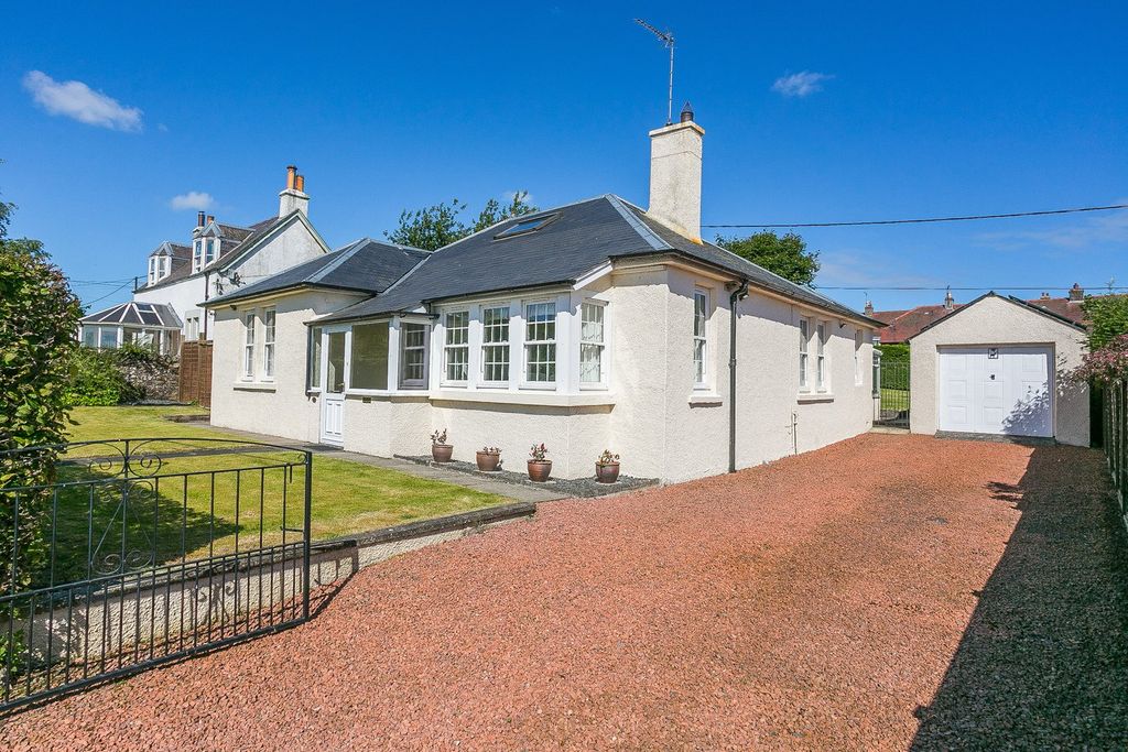 Property photo 1 of 38