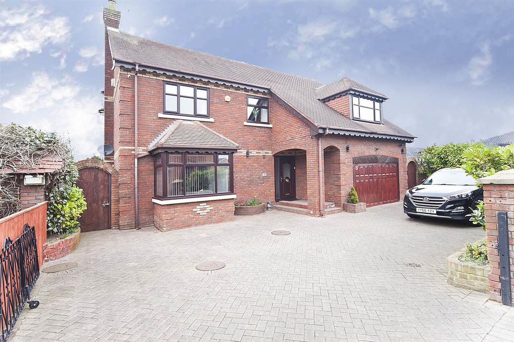 Property photo 1 of 38