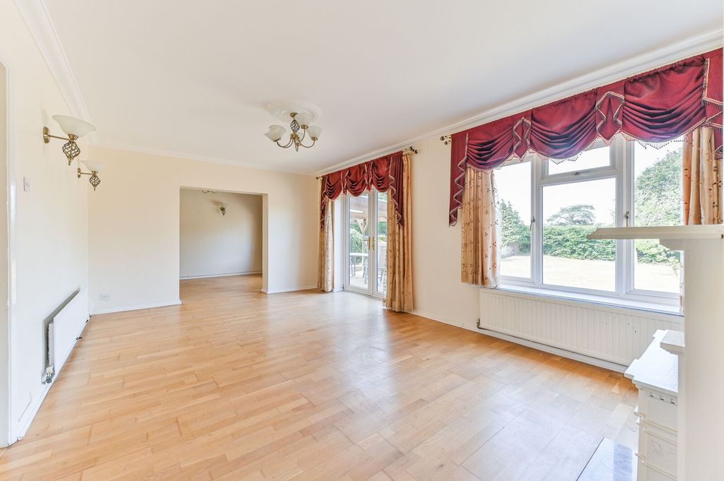 Property photo 3 of 22