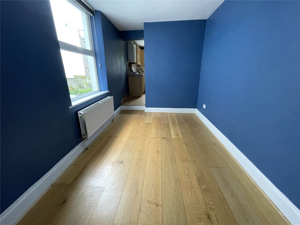 Property photo 3 of 14 Picture No. 08