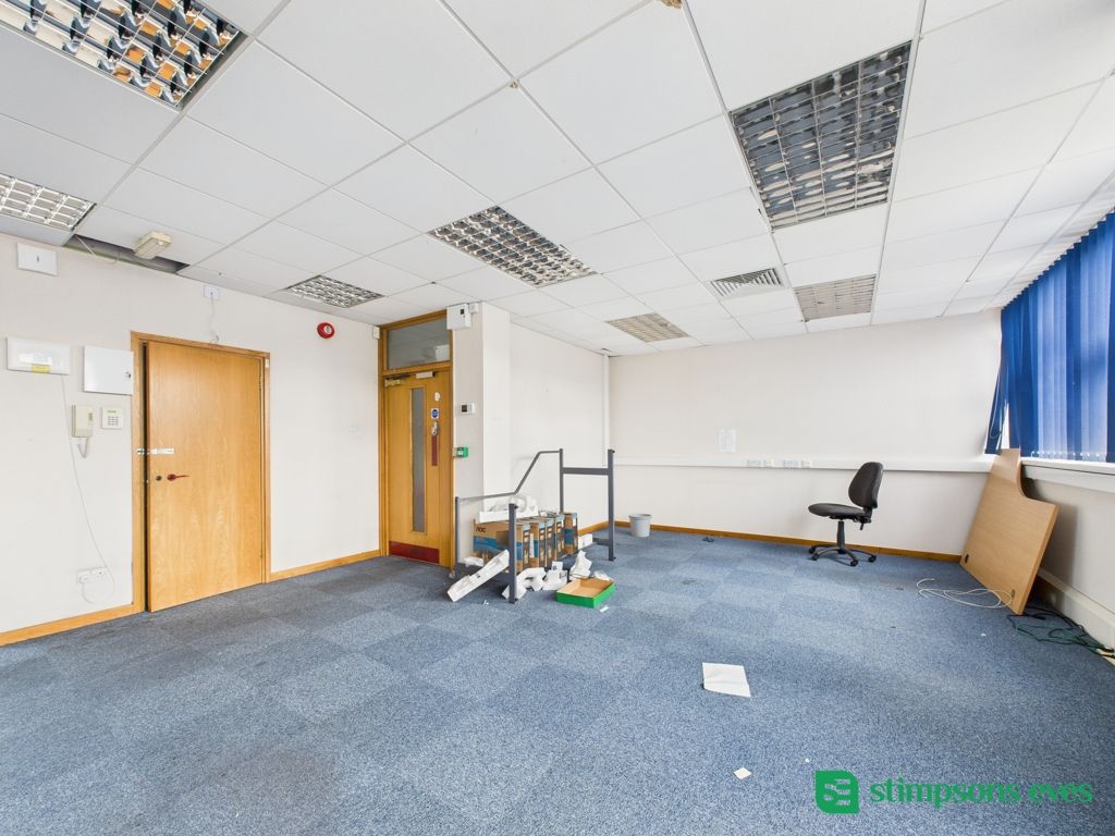 Property photo 3 of 9 Photo 5