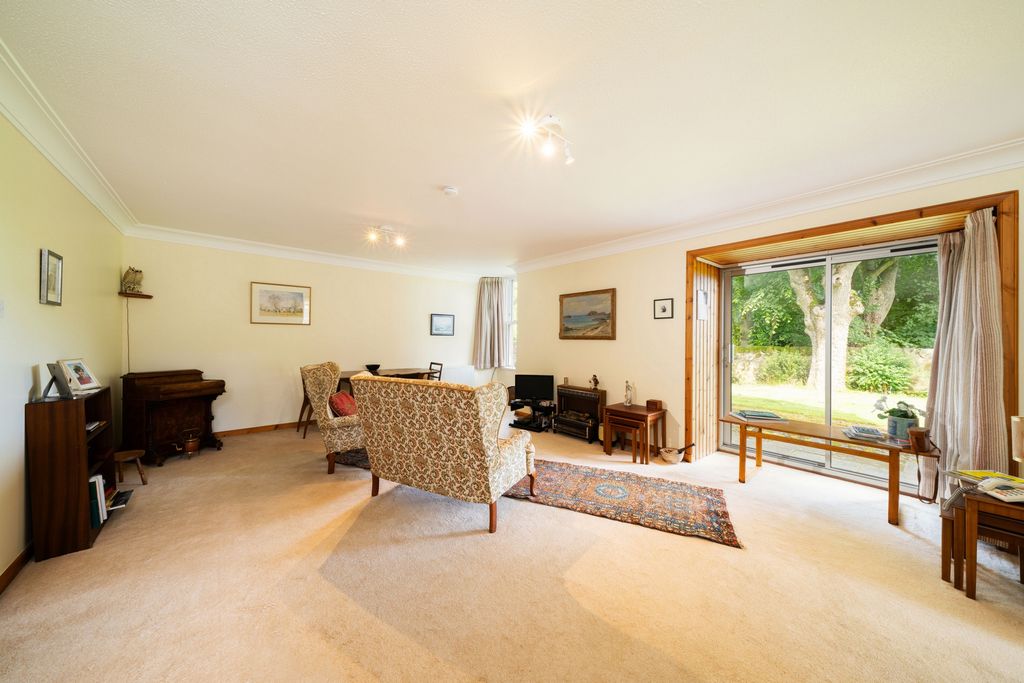 Property photo 3 of 27 Photo 20