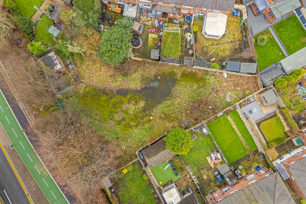 Property photo 3 of 6