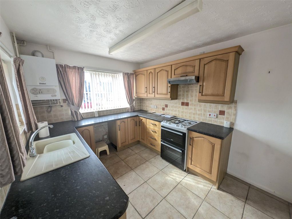 Property photo 3 of 10 Picture No. 21