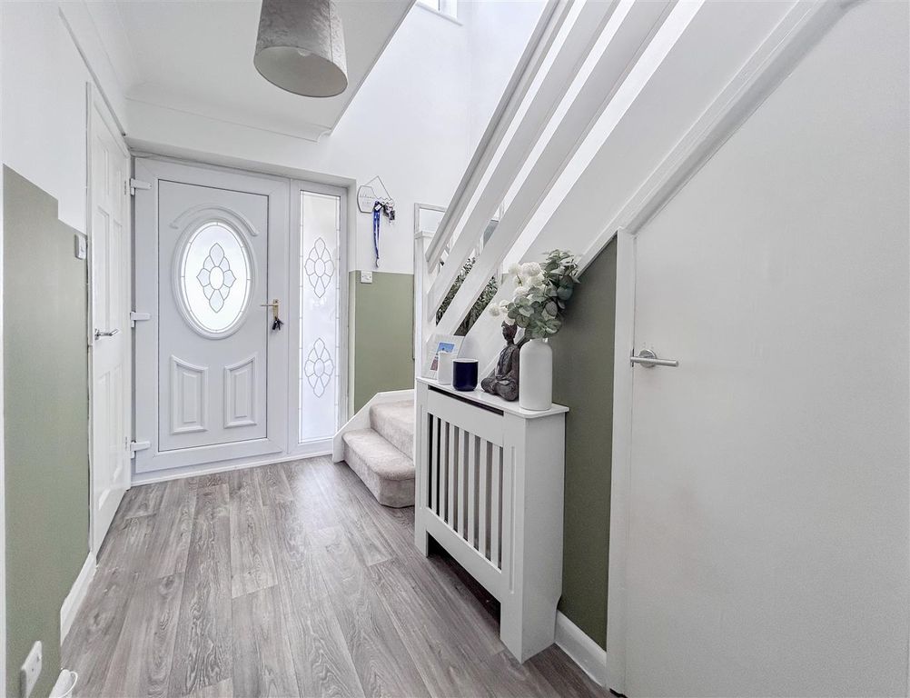 Property photo 2 of 21 1-Img_7622.Jpg