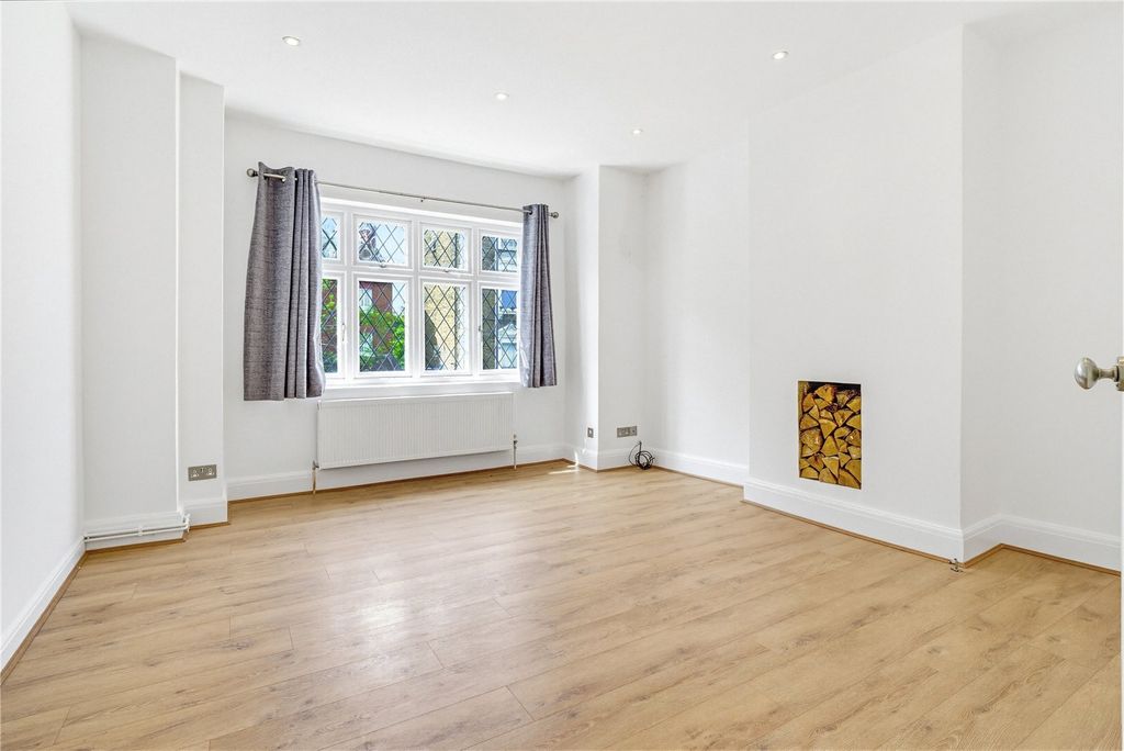 Property photo 1 of 8 Picture No. 02