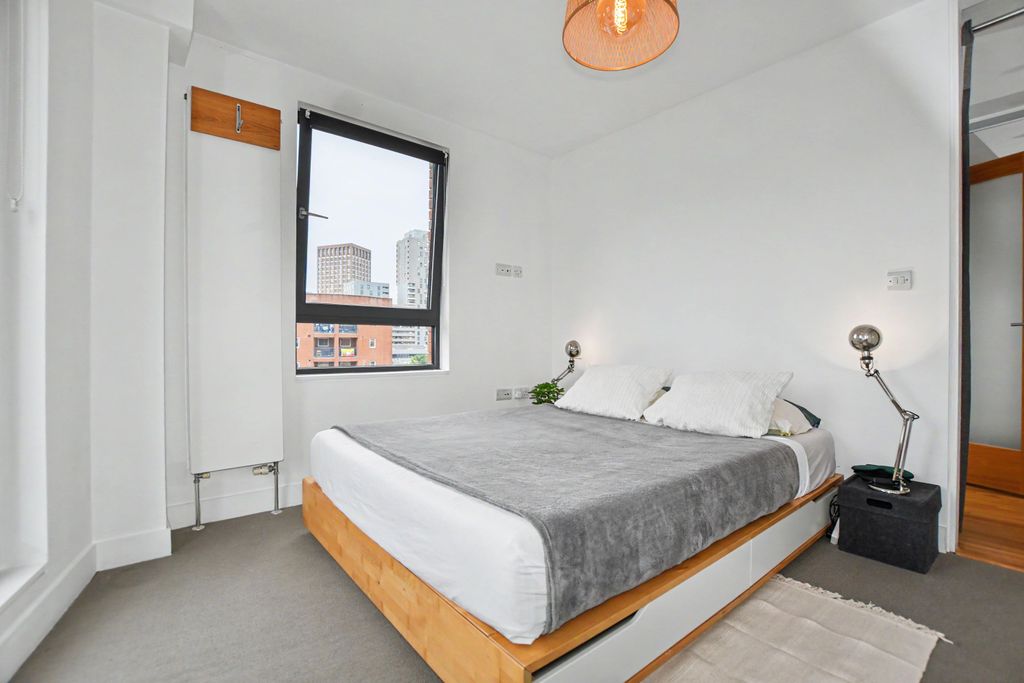 Property photo 3 of 13 Apartment 6, Skysail Building, 210 Poplar High Street, London, E14 0Bb