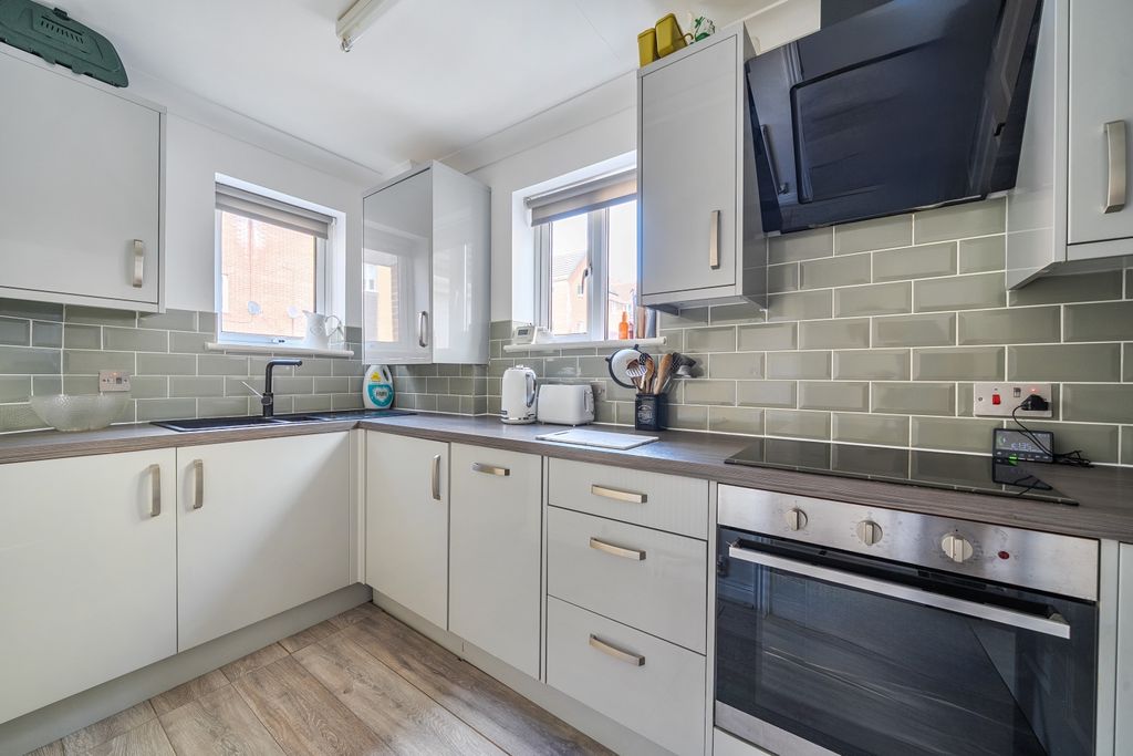 Property photo 2 of 20 1458419-12-6A074755A0F53