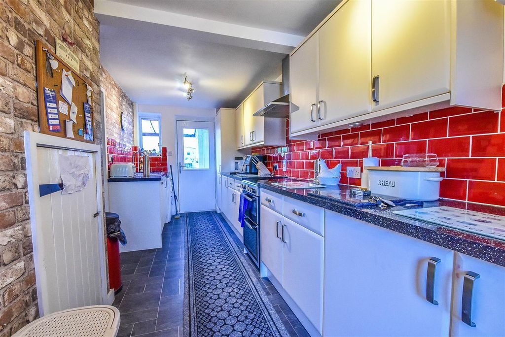 Property photo 2 of 14 Cp4_3530-2.Jpg