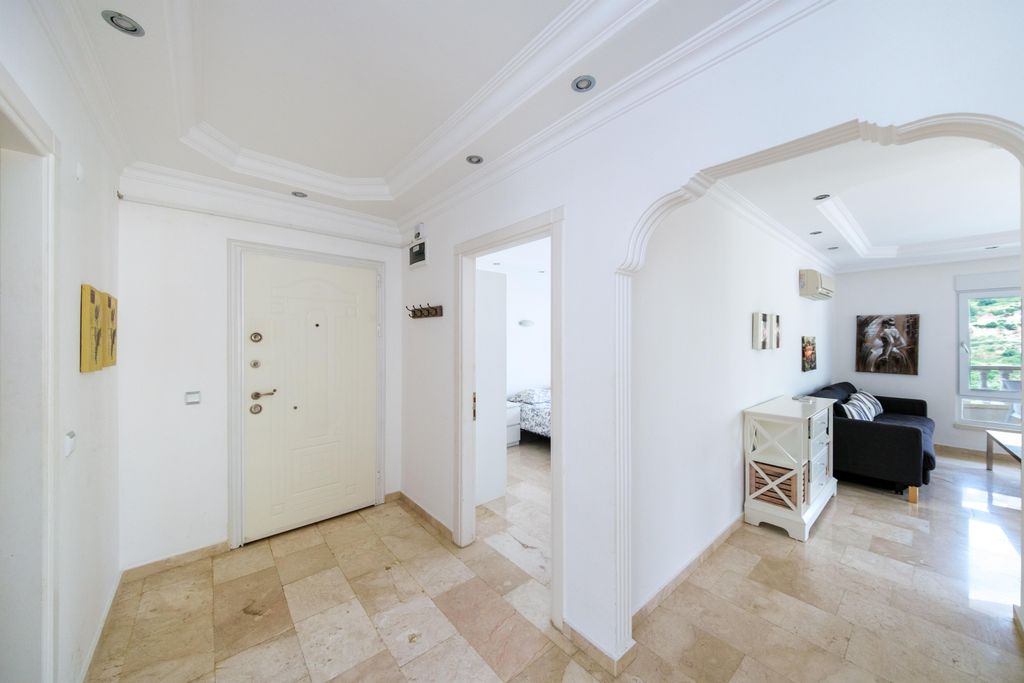 Property photo 3 of 24 A Must-See Hillside Property With Nature Views For Sale In Alanya - Entrance Hallway