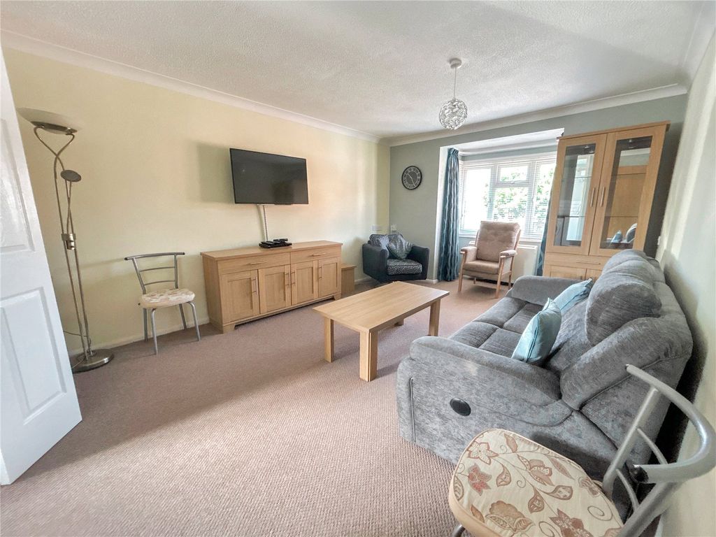 Property photo 2 of 27 Picture No. 03
