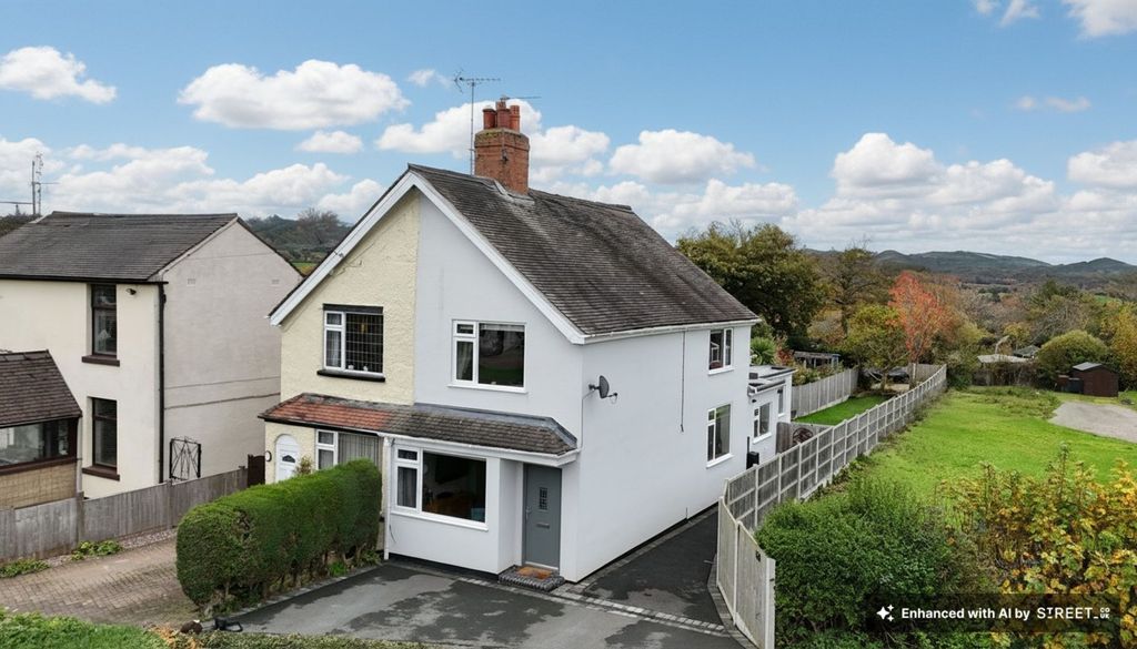 Property photo 1 of 32