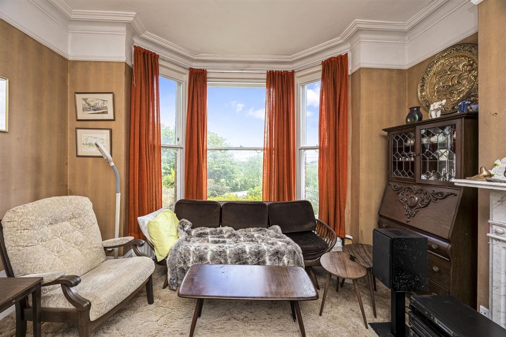 Additional image 22 of 7 bed semi-detached house for saleKing Henrys Road, Lewes BN7