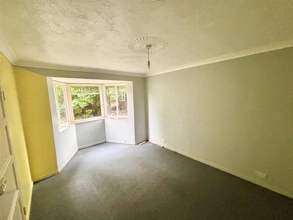 Property photo 3 of 10 5.Jpg