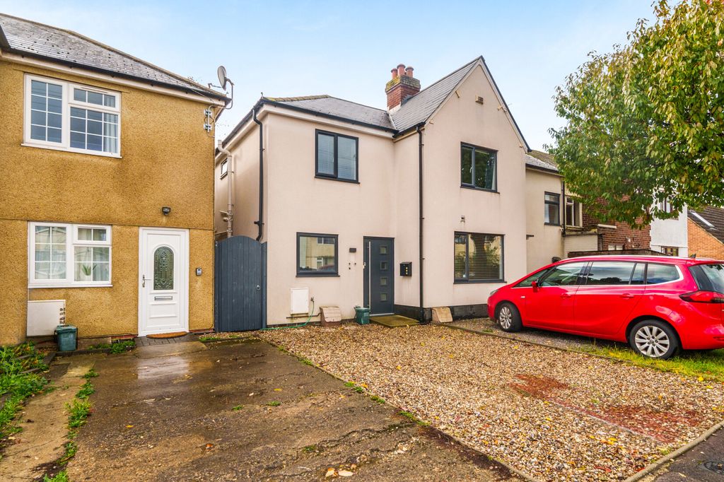 Property photo 1 of 11 Front External