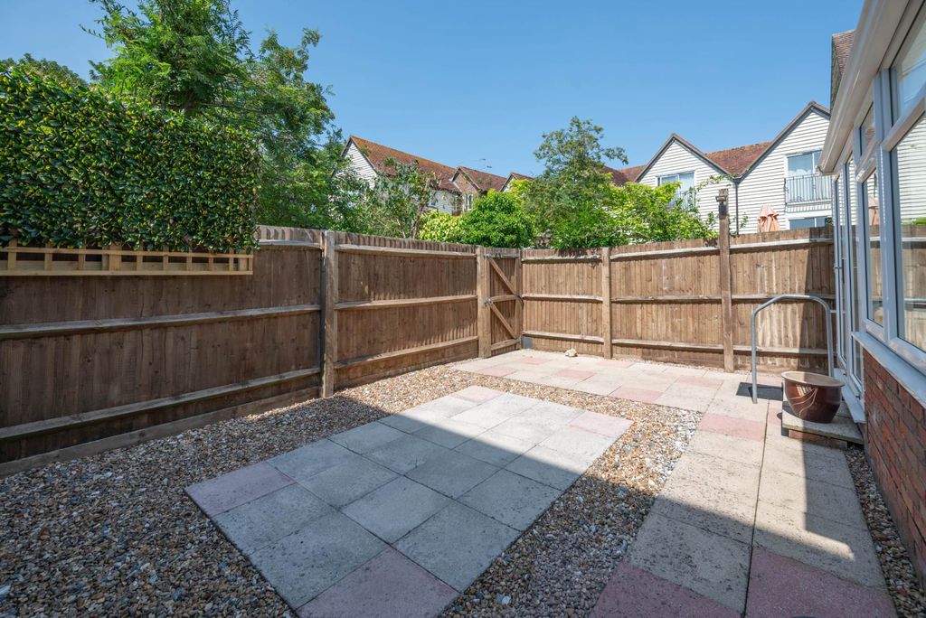 Property photo 3 of 15