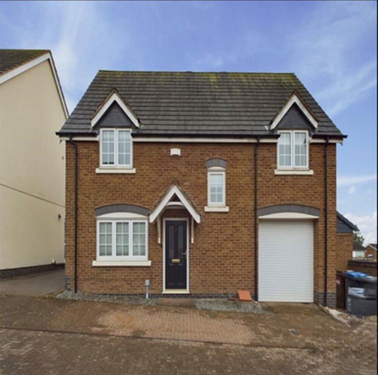 Property photo 1 of 16 Front