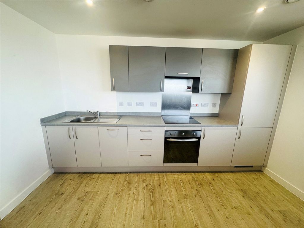 Property photo 3 of 7 Picture No. 05