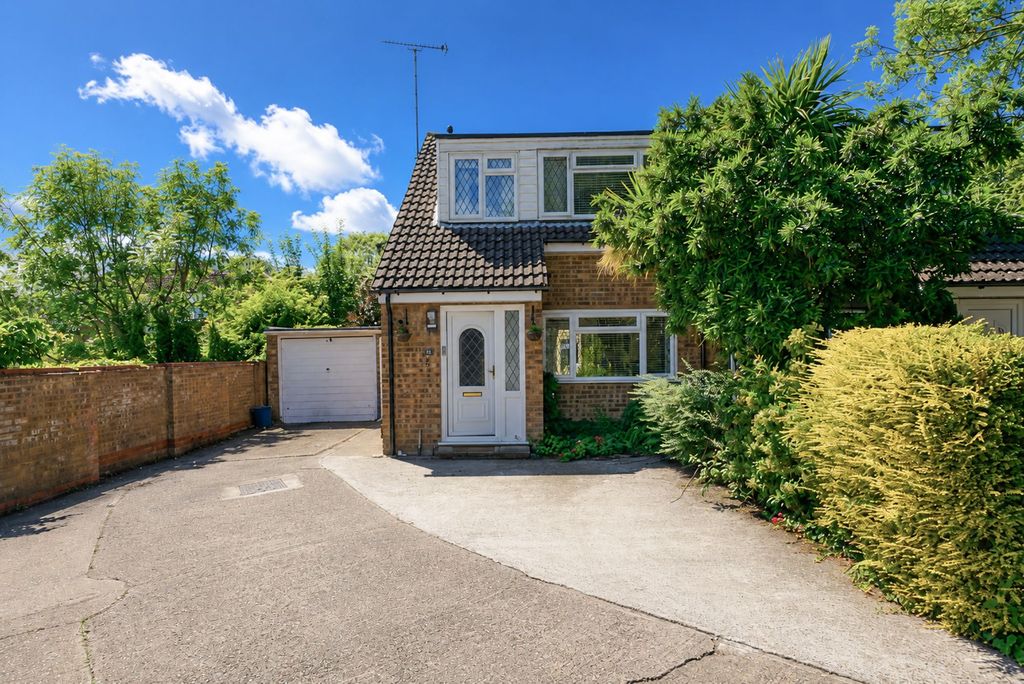 Property photo 1 of 12