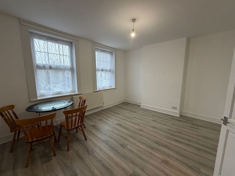 Property photo 2 of 5 Photo 1